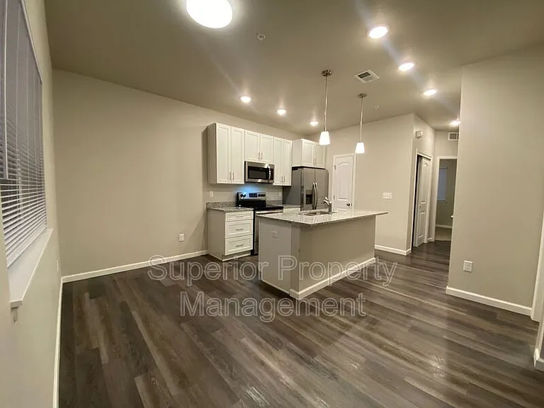 1611 Richard Martin Dr #102 — Photo 22