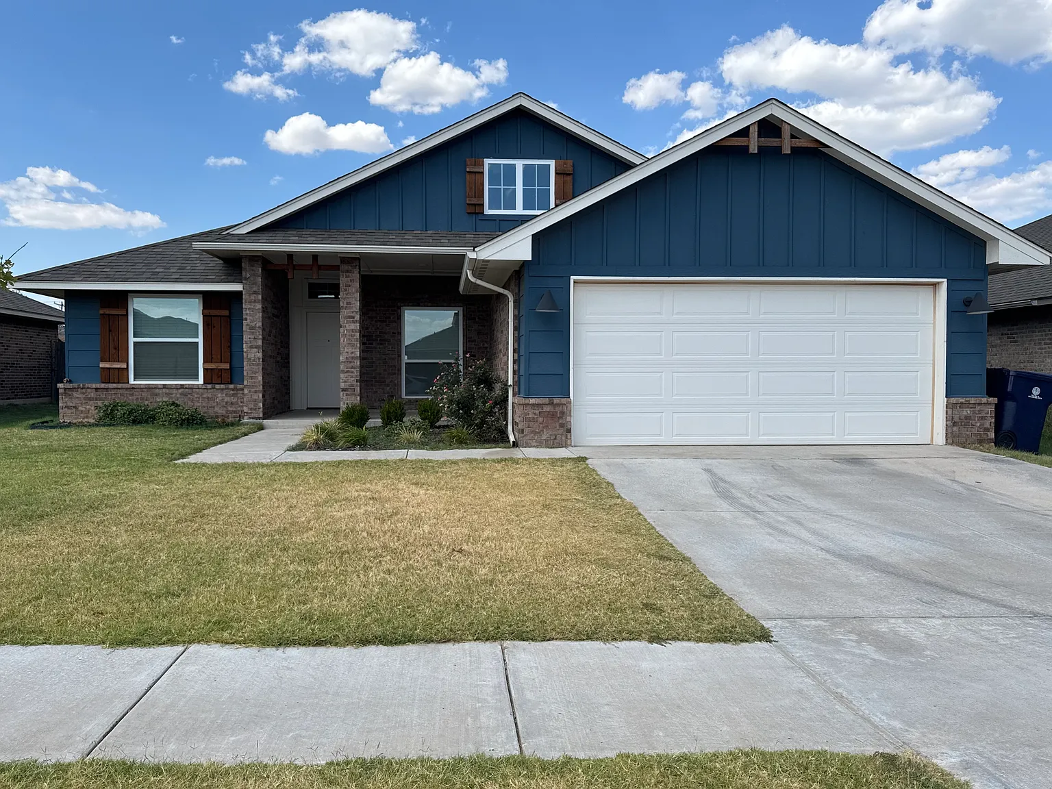 3 bed, 1722 sqft, $1,850 — Photo 1