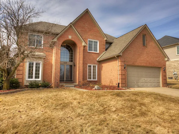 4110 Silverleaf Dr, Ypsilanti, MI 48197