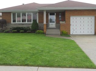 8548 W Brodman Ave, Chicago, IL