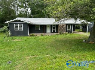 196 Johnson St, Rainsville, AL 35986