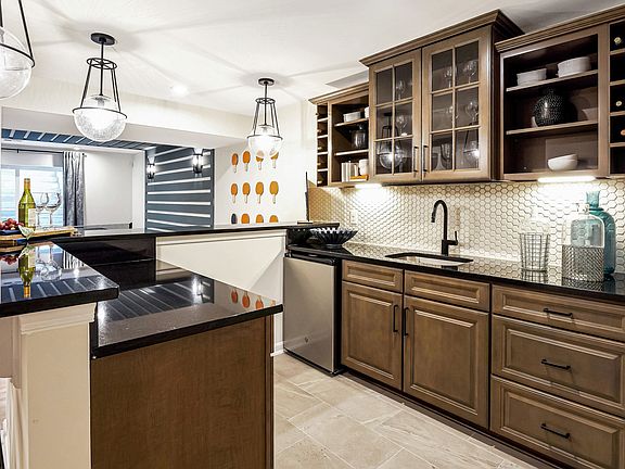 Rec room wet bar
