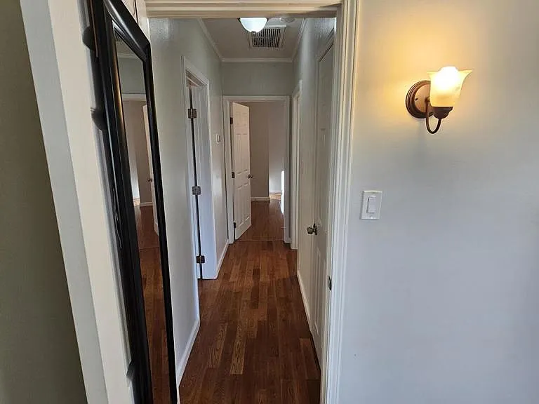 501 Macdonald St #1 — Photo 16