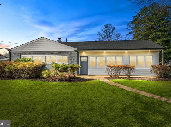 4308 Concord Dr, Feasterville Trevose, PA 19053