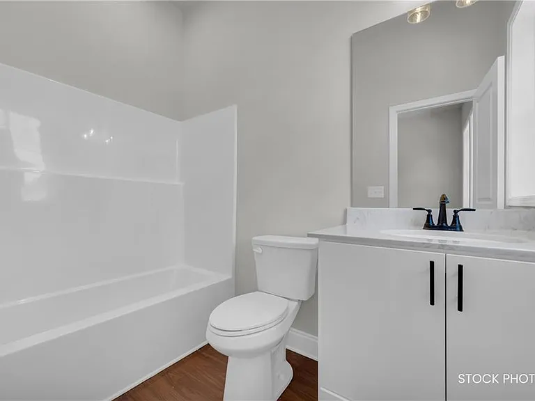 1038 Homestead Way St — Photo 18