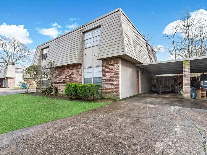 4150 Crow Rd #16