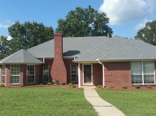 305 Boulder Ridge Cir, Texarkana, AR 71854