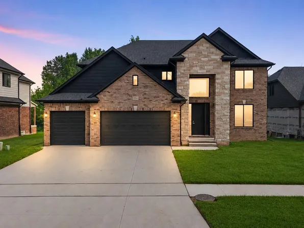 18901 Via Firenze, Macomb, MI 48044