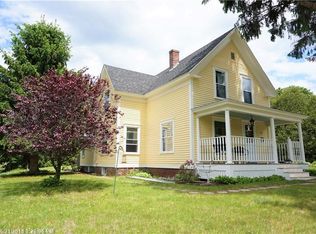 32 Maple St, Lisbon, ME 04252