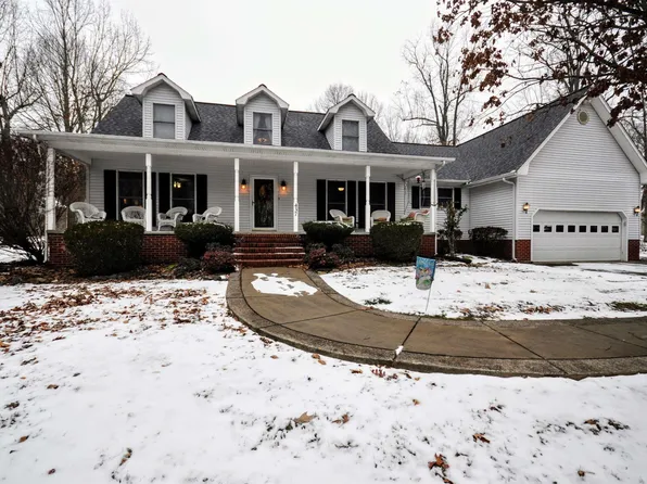 437 Fly Away Dr, Benton, KY 42025