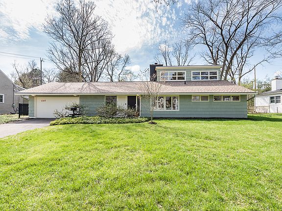 2nd image of 1307 Beechwood Dr