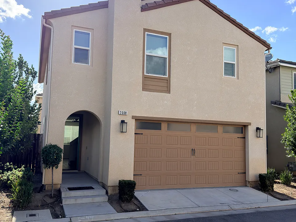 2008 N Walling Ln