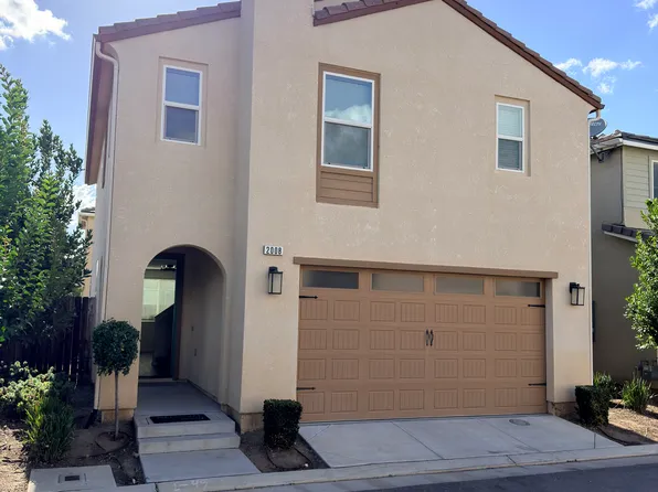 2008 N Walling Ln, Clovis, CA 93619