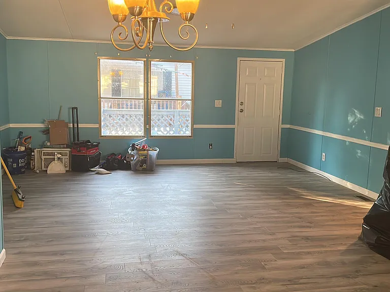 545 Cypress Ave — Photo 4