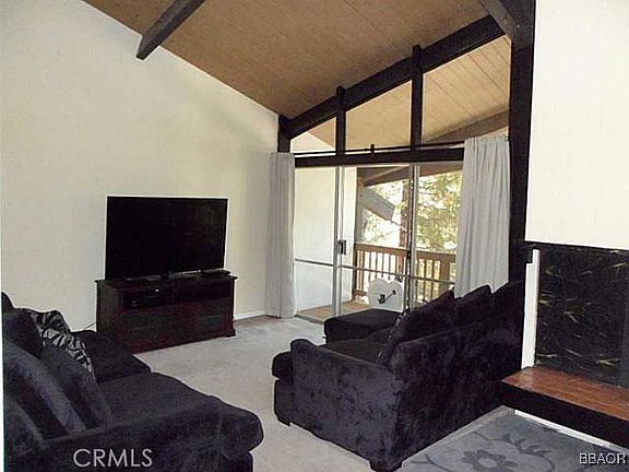 5th image of 872 Sierra Vista Drive Dr Unit 2