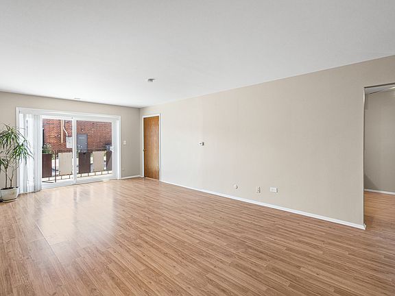 2nd image of 5005 Enfield Ave APT 108