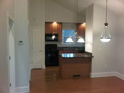 2nd image of 2255 Pleasant Valley Rd