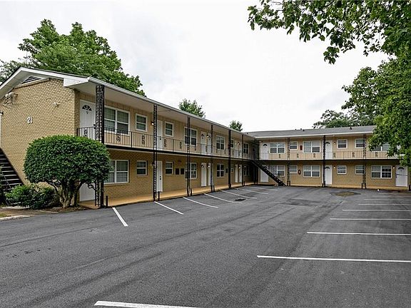 2nd image of 21 Delmont Dr NE APT 7