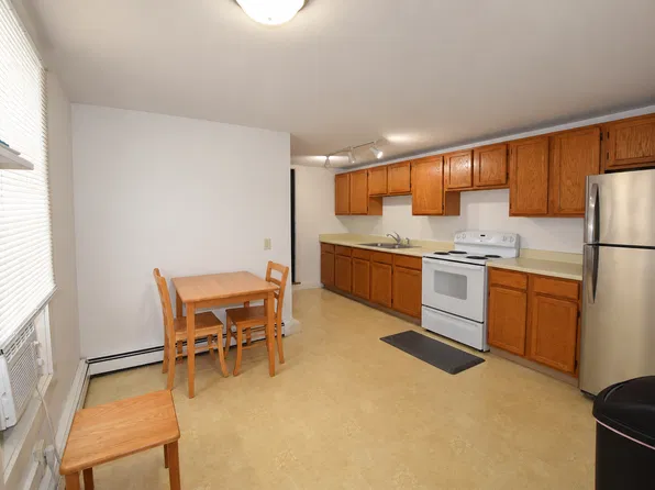 15-19 N Union St, Burlington, VT 05401