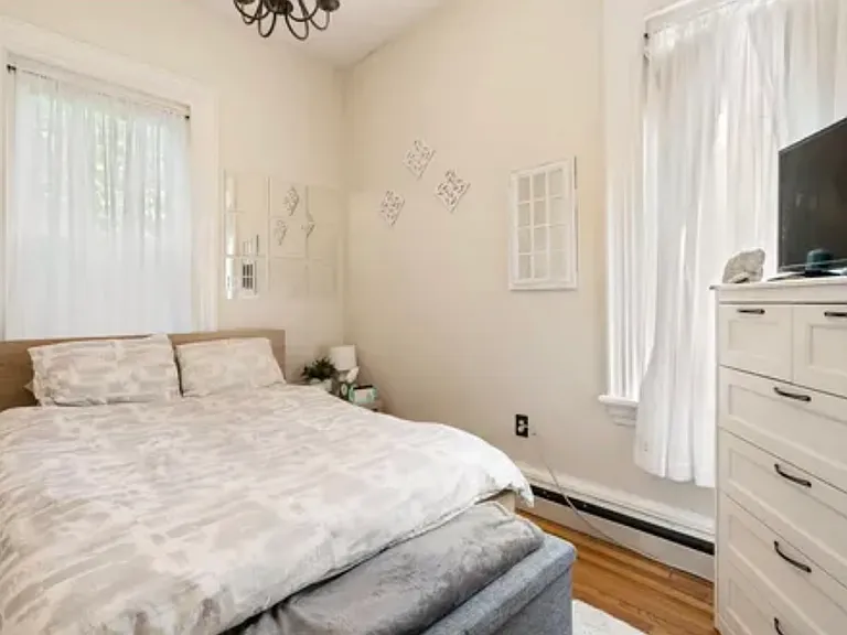 351 Dorchester St #1 — Photo 7
