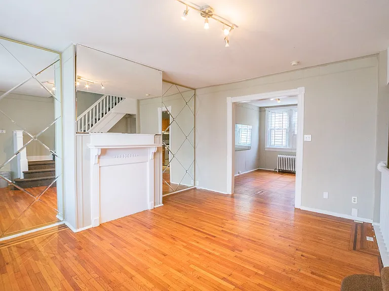5750 N Lambert St — Photo 2