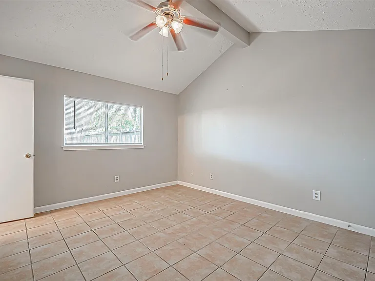 7111 Village Lake Dr — Photo 12