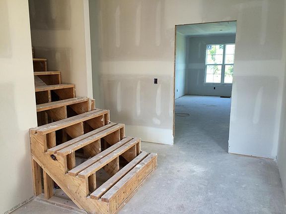 3rd image of 8123 Savannah Bay Dr