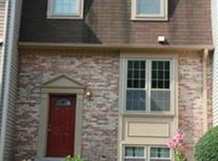 5746 Burke Towne Ct, Burke, VA 22015