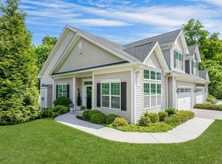 17 Wilderswood Way #17, Danbury, CT 06810