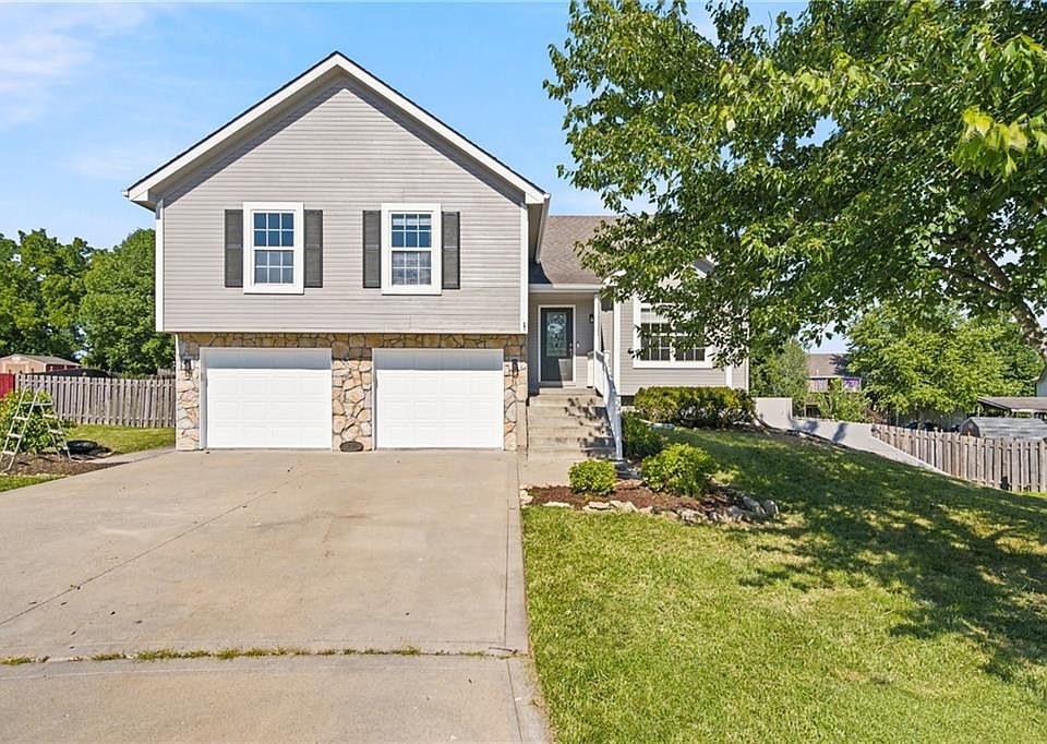 1st image of 3705 Lee Ct