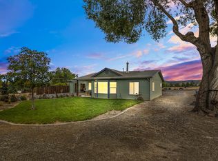 1391 S Adams Dr, Madras, OR 97741