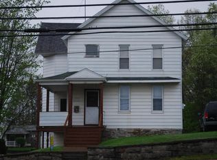 107 Fallbrook St, Carbondale, PA 18407