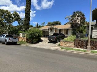 94-1048 Lumipolu St, Waipahu, HI 96797