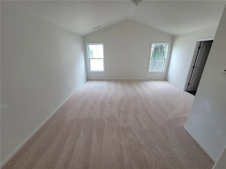 3501 Kentwater Dr — Photo 11