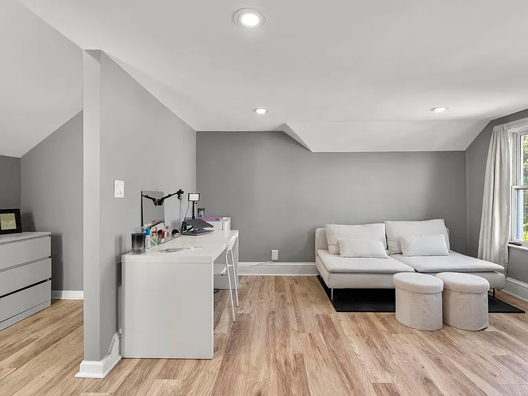 143 Washington Cir #3 — Photo 18
