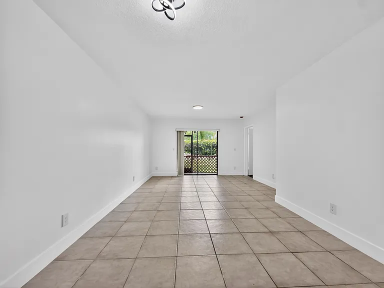 10616 NW 10th St #104 — Photo 11