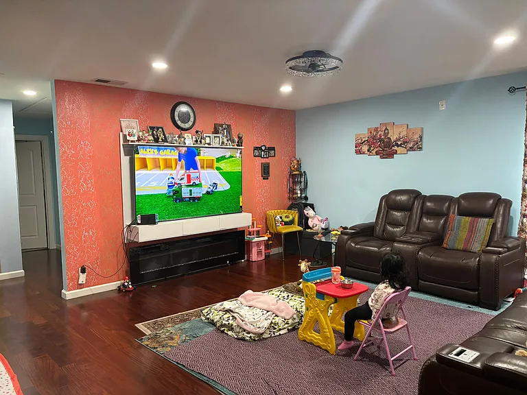 1598 Trieste Way — Photo 10