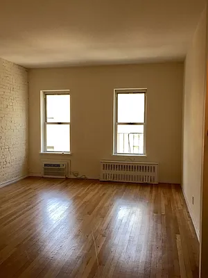 Rented by Town Residential | media 19