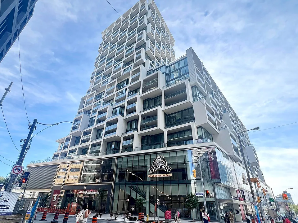 5 Soudan Ave #1620