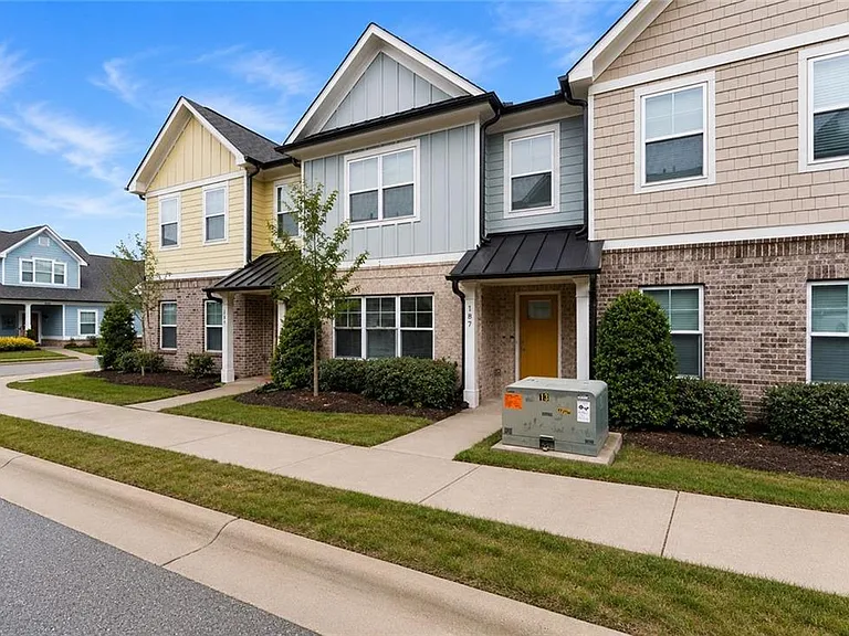 187 Panther Point Ln — Photo 2