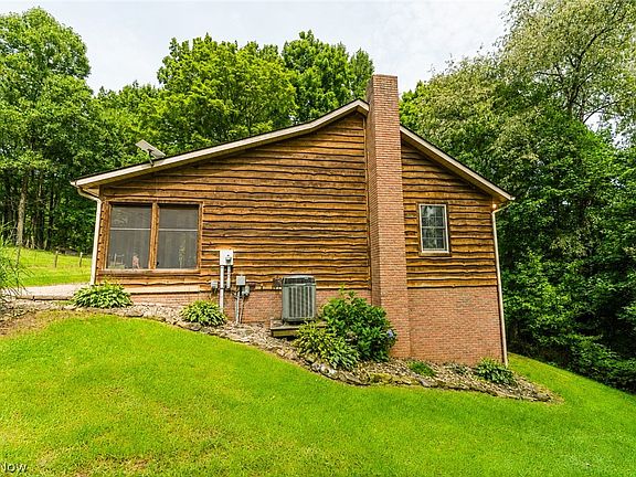3rd image of 4754 Yackey Dr NW