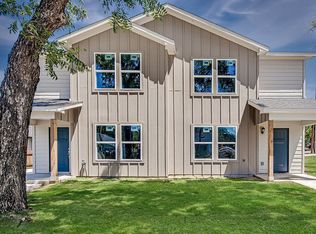 3325 Eastland St, Fort Worth, TX 76119