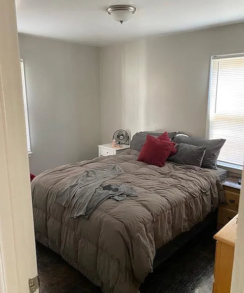 4748 Meredith Ave — Photo 5