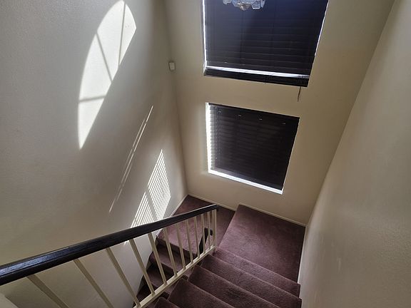 5th image of 11941 209th St APT 1