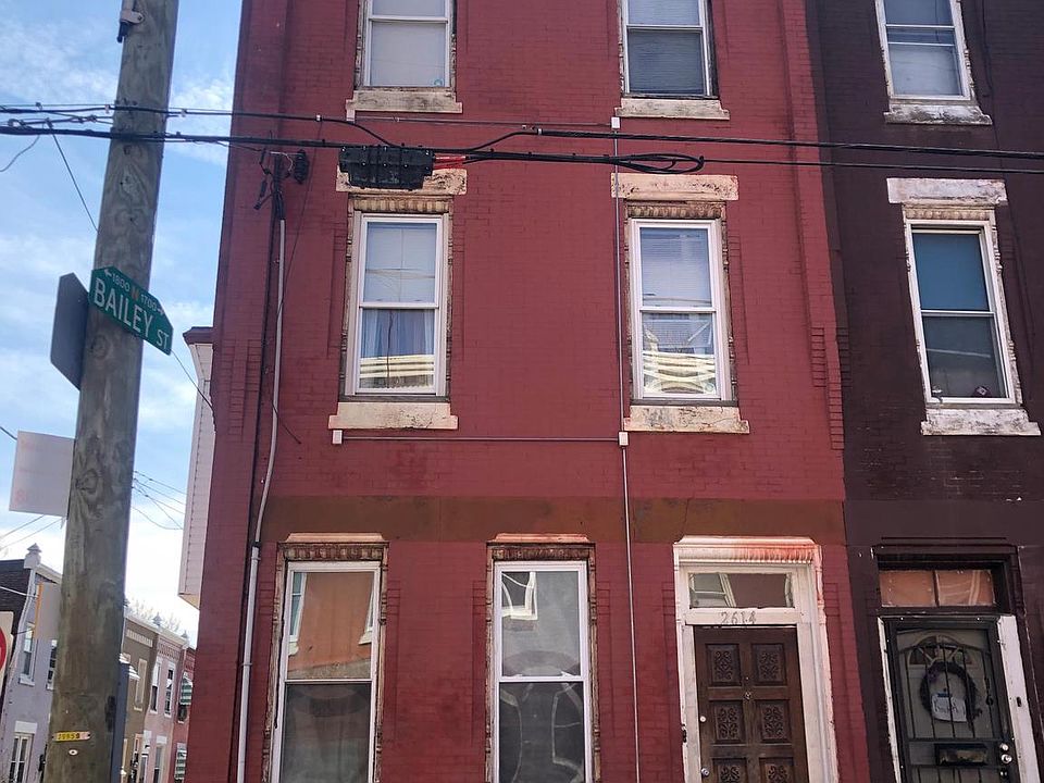 1st image of 2614 W Montgomery Ave