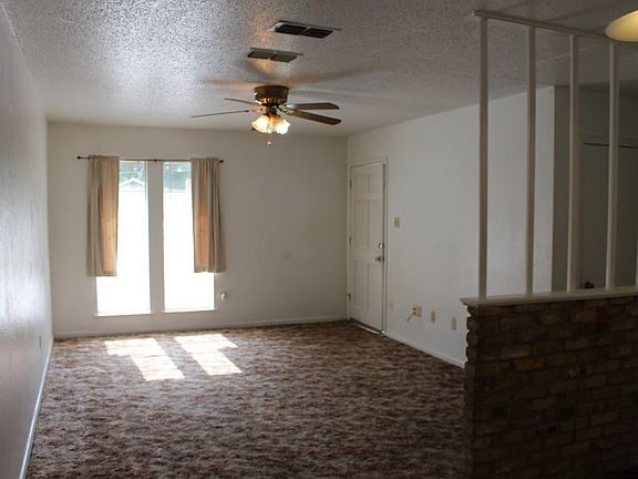 3rd image of 806 S Orchid Dr #A