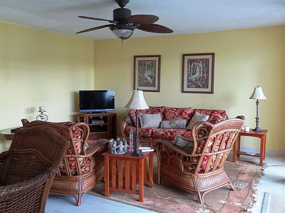 3rd image of Colony Cove ##a203