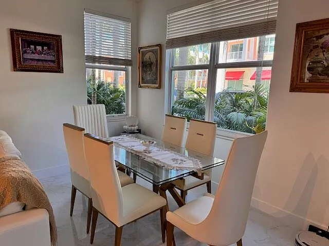 2 bed, 2.0 bath, 1254 sqft, $2,750 — Photo 4