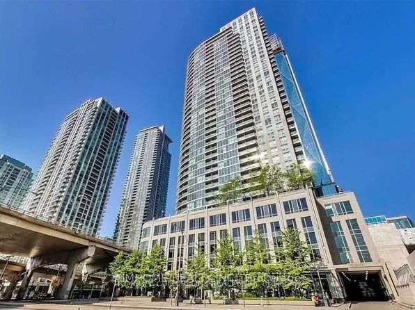 18 Yonge St, Toronto, ON