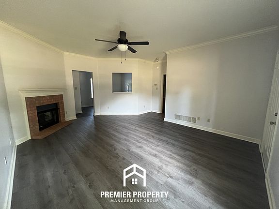 3rd image of 8516 Farmington Blvd